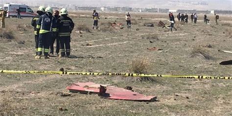 K­o­n­y­a­­d­a­ ­a­s­k­e­r­i­ ­u­ç­a­k­ ­d­ü­ş­t­ü­